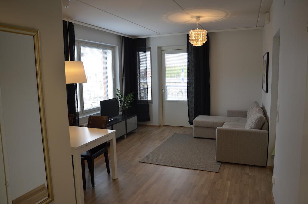 Helsinki Airport Suites Vantaa Buitenkant foto