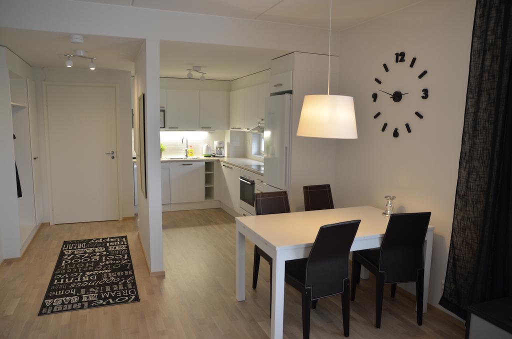 Helsinki Airport Suites Vantaa Kamer foto