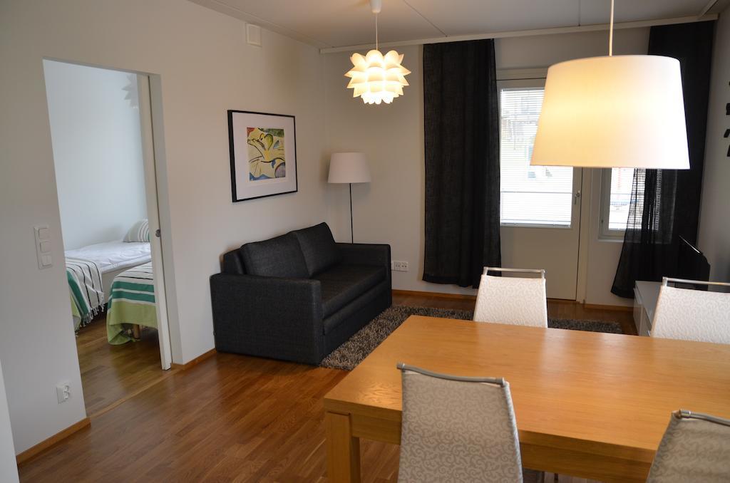 Helsinki Airport Suites Vantaa Buitenkant foto
