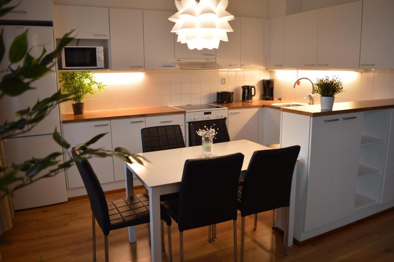 Helsinki Airport Suites Vantaa Buitenkant foto