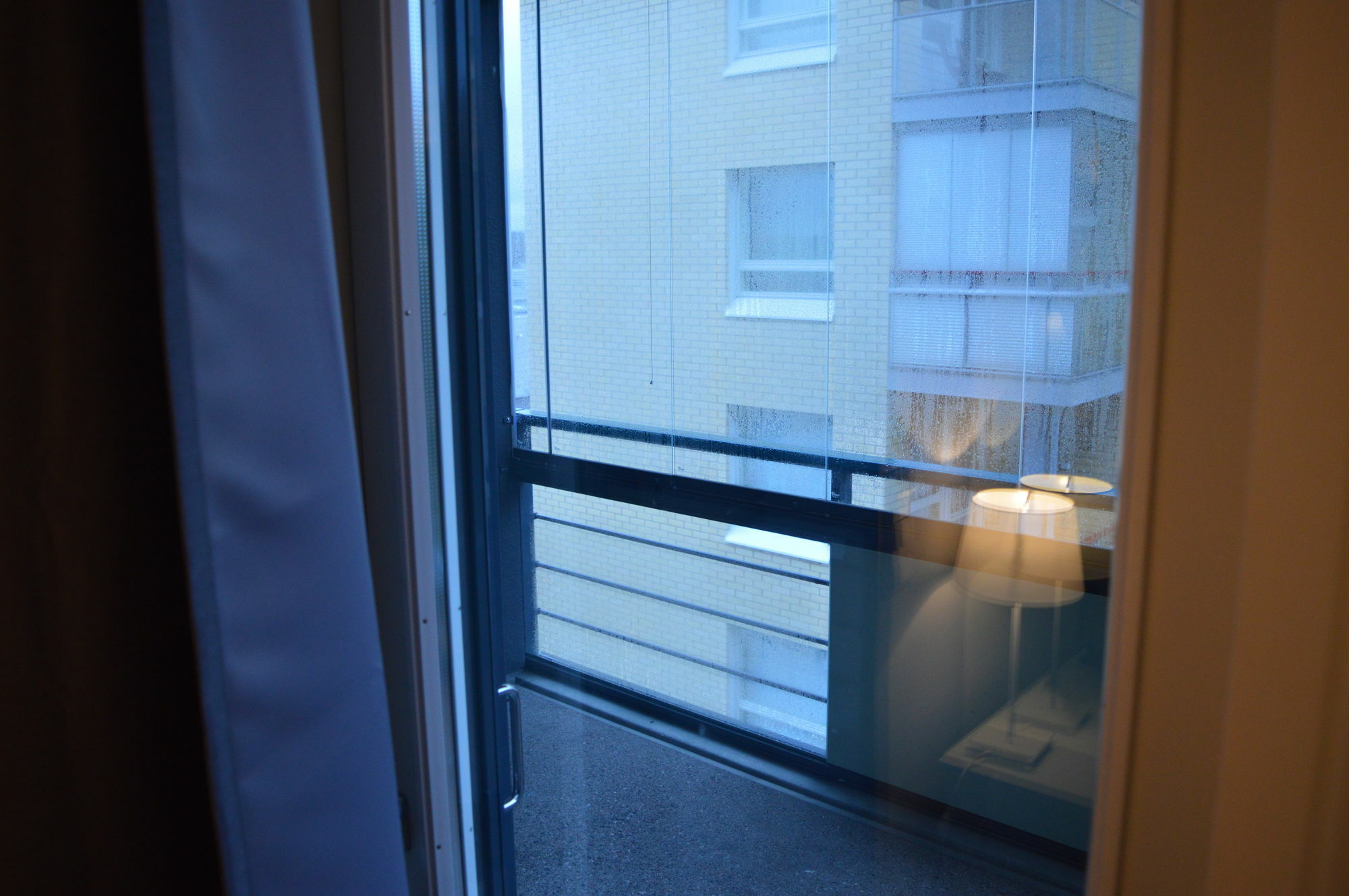 Helsinki Airport Suites Vantaa Buitenkant foto