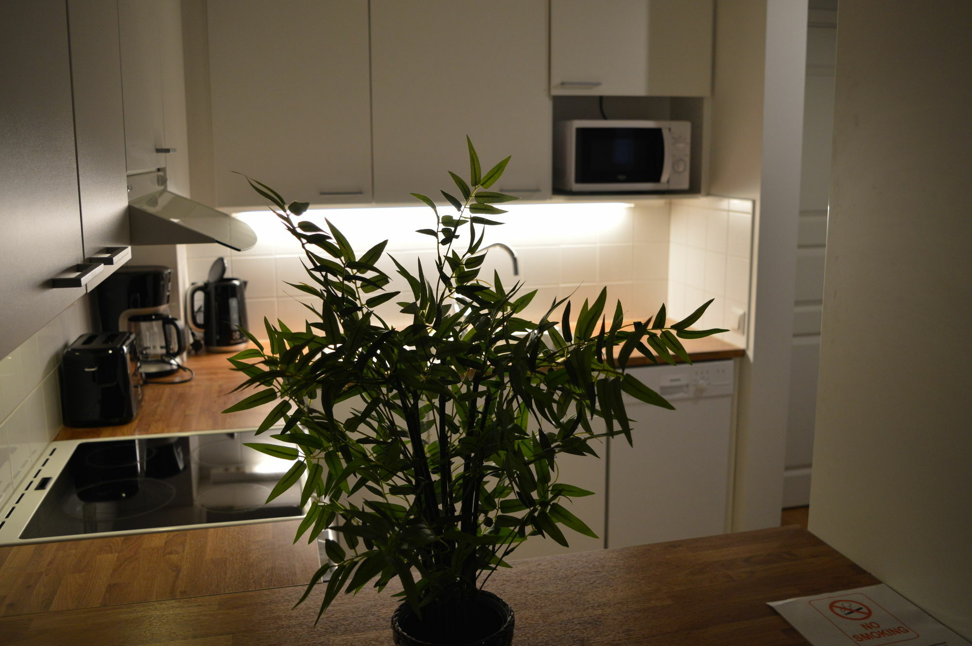 Helsinki Airport Suites Vantaa Buitenkant foto