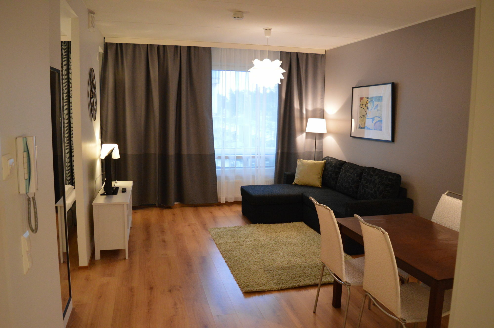Helsinki Airport Suites Vantaa Buitenkant foto